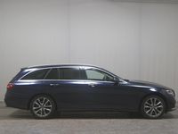 Gebraucht Mercedes E200 Avantgarde 211 PS (155 kW) 2022 Nautikblau metallic Kombi