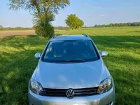 Second-hand VW Golf VII 105 CP (77 kW) 2013 Argintiu Berlinǎ