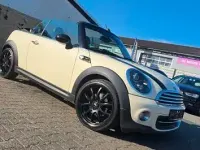 Gebraucht Mini Cooper Cabriolet 122 PS (89 kW) 2011 Weiß Cabrio
