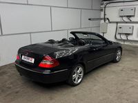 Gebraucht Mercedes CLK200 163 PS (119 kW) 2006 Schwarz Cabrio