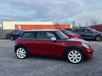 Używany Mini Cooper 136 KM (100 kW) 2015 Czerwony Hatchback