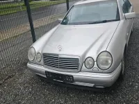 Gebraucht Mercedes E430 279 PS (205 kW) 1998 Silber Limousine