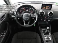 Gebraucht Audi A3 Sport 116 PS (85 kW) 2017 Grau Limousine