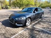 Gebraucht Audi A4 Advanced 163 PS (119 kW) 2022 Grau Limousine