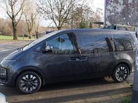 Gebraucht Hyundai Staria Signature 177 PS (130 kW) 2022 Schwarz Van / Kleinbus