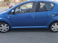 Gebraucht Toyota Aygo 68 PS (50 kW) 2011 Blau Kleinwagen