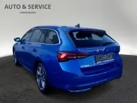 Neu Skoda Octavia 150 PS (110 kW) 2026 Raceblau metallic Kombi