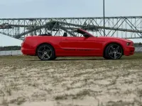 Gebraucht Ford Mustang 350 PS (257 kW) 2013 Rot Cabrio