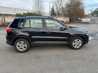 Gebraucht VW Tiguan Trendline 110 PS (80 kW) 2012 Schwarz SUV
