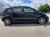 Gebraucht Mercedes B200 140 PS (102 kW) 2010 Schwarz Van / Kleinbus
