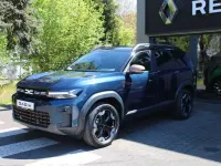 Neu Dacia Bigster Extreme 109 PS (80 kW) 2025 Indigoblau SUV