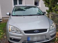 Gebraucht Ford Focus 100 PS (73 kW) 2007 Silber Kombi