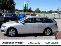 Gebraucht Skoda Octavia Ambition 116 PS (85 kW) 2022 Brillantsilber Kombi