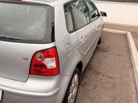 Gebraucht VW Polo 75 PS (55 kW) 2002 Silber Kleinwagen