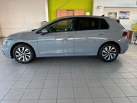 Gebraucht VW Golf VIII Move 150 PS (110 kW) 2024 Grau Limousine