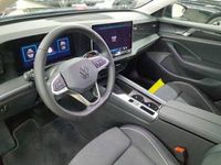 Gebraucht VW Passat IQ Drive 150 PS (110 kW) 2025 Schwarz Kombi