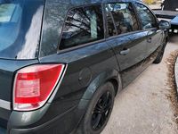 Gebraucht Opel Astra 2007 Grün Limousine