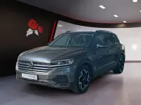 Gebraucht VW Touareg Basis 231 PS (169 kW) 2024 Quarzitgrau SUV