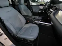 Gebraucht Mercedes B200 Night 163 PS (119 kW) 2024 Unilack polarweiß Kleinwagen