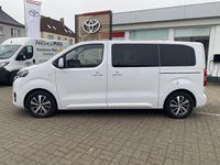 Gebraucht Toyota Proace Verso Team 177 PS (130 kW) 2024 Ice white Kombi