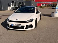 Gebraucht VW Scirocco R 265 PS (194 kW) 2011 Weiß Coupé