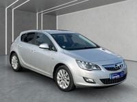 Gebraucht Opel Astra Innovation 140 PS (102 kW) 2012 Silber Kleinwagen