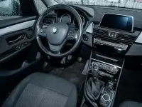 Używany BMW 218 Performance 150 KM (110 kW) 2020 Czarny Minivan