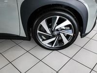 Gebraucht Toyota Aygo X-plore 72 PS (52 kW) 2024 Gruen Kleinwagen