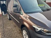 Gebraucht VW Caddy Maxi 150 PS (110 kW) 2018 Braun Van / Kleinbus