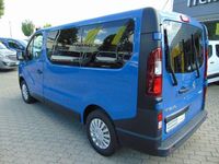 Gebraucht Opel Vivaro 95 PS (69 kW) 2018 Blau Van / Kleinbus