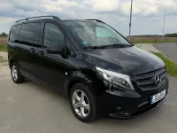 Używany Mercedes E250 190 KM (139 kW) 2016 Czarny Minivan