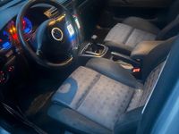 Second-hand VW Passat 131 CP (96 kW) 2002 Argintiu Break