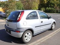 Gebraucht Opel Corsa Njoy 75 PS (55 kW) 2002 Silber Limousine