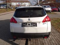 Gebraucht Peugeot 2008 Comfort 114 PS (83 kW) 2015 Weiß SUV