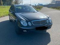 Second-hand Mercedes E280 177 CP (130 kW) 2004 Negru Break