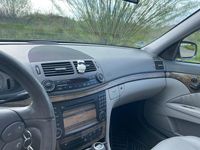 Gebraucht Mercedes E280 Avantgarde 190 PS (139 kW) 2008 Braun Limousine