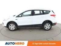 Usado Ford Kuga Trend 120 HP (88 kW) 2016 Branco SUV