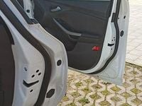 Gebraucht Ford Focus SYNC Edition 125 PS (91 kW) 2013 Weiß Kombi