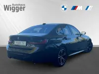 Gebraucht BMW 320 M Sport 190 PS (139 kW) 2024 Schwarz Limousine