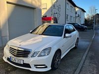 Gebraucht Mercedes E500 Avantgarde 408 PS (300 kW) 2012 Weiß Limousine