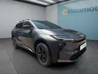 Neu Toyota bZ4X 164 kW (224 PS) 2026 Grau SUV