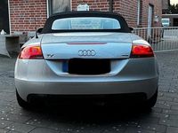 Gebraucht Audi TT Roadster 200 PS (147 kW) 2010 Silber Cabrio