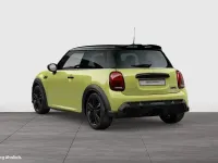 Gebraucht Mini Cooper S 178 PS (130 kW) 2023 Zesty yellow uni Kleinwagen