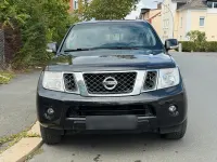 Gebraucht Nissan Navara 190 PS (139 kW) 2012 Schwarz Pickup