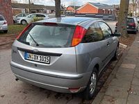 Gebraucht Ford Focus 101 PS (74 kW) 2003 Grau Coupé