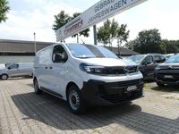 Gebraucht Opel Vivaro 120 PS (88 kW) 2024 Weiß Van / Kleinbus