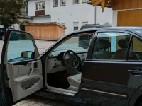 Gebraucht Mercedes E280 Avantgarde 204 PS (150 kW) 1999 Blau Limousine