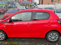 Gebraucht Peugeot 108 Active 69 PS (50 kW) 2015 Rot Limousine