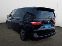 Gebraucht VW Multivan Basis 150 PS (110 kW) 2022 Deep black perleffekt Van