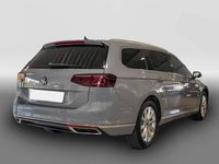 Gebraucht VW Passat Elegance 150 PS (110 kW) 2024 Grau Kombi